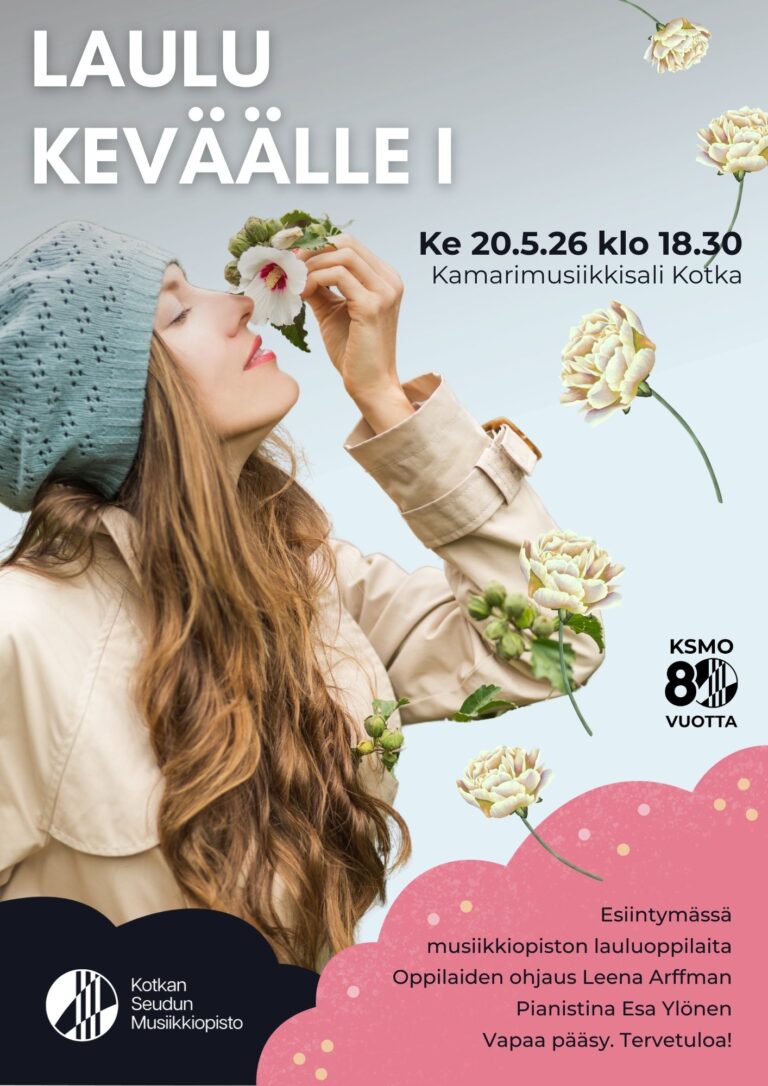 nainen nuuhkaisee kukkaa kädessään