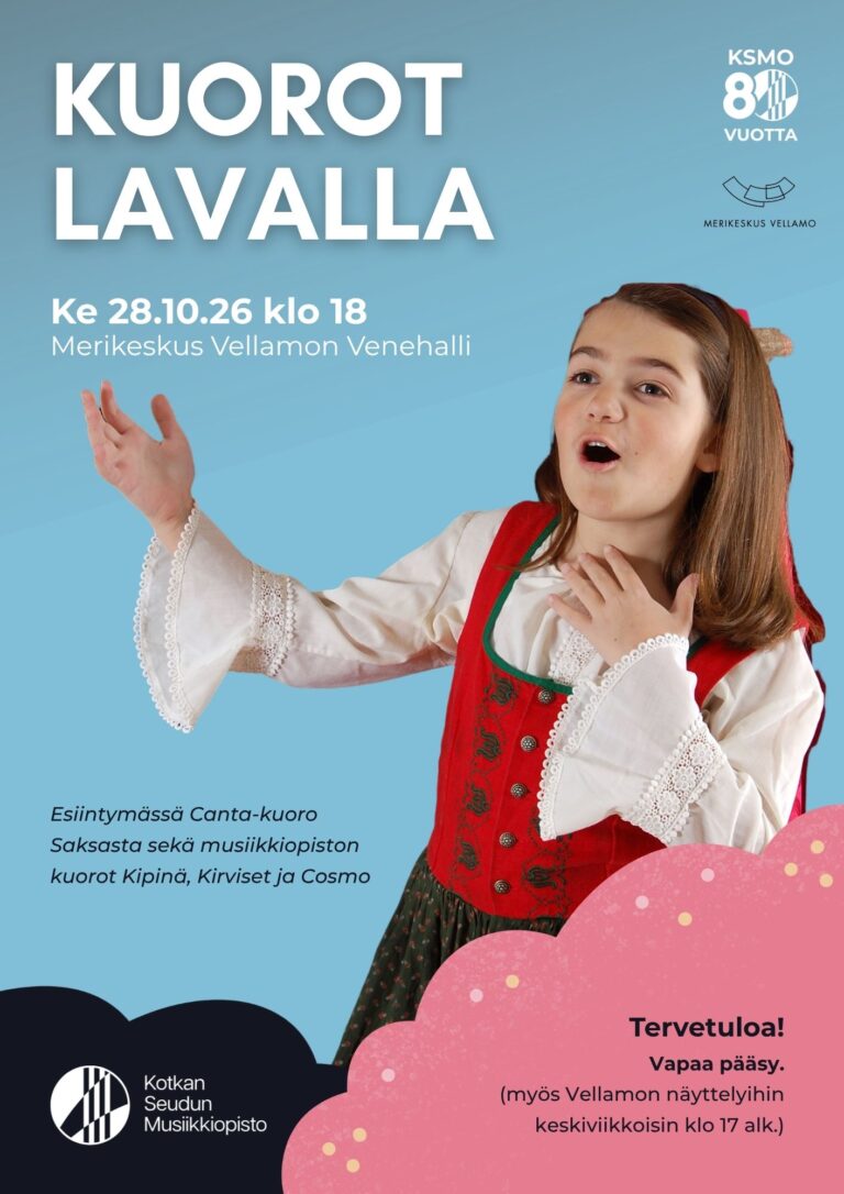 tyttö laulaa käsi ojennettuna ylöspäin